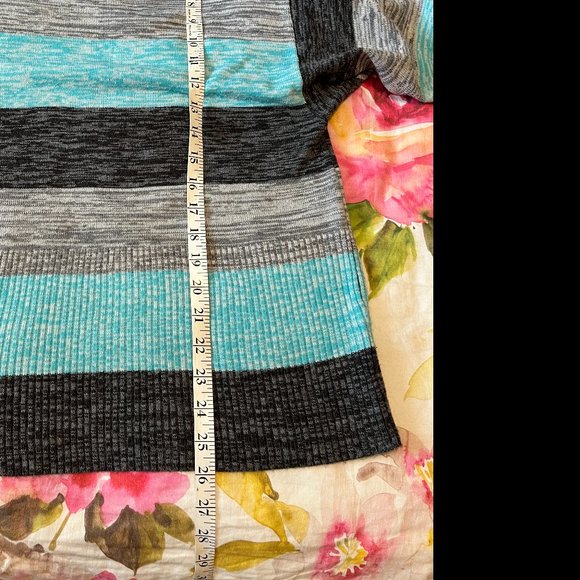 Style & Co. Gray Crew Neck Sweater with Knit Texture - Picture 9 of 11